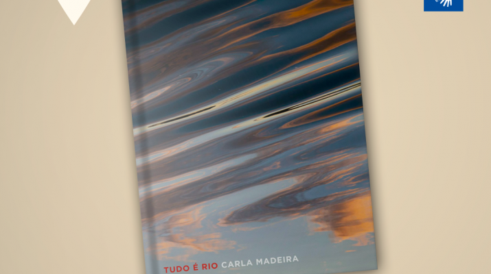 Imagem da capa do livro (fotografia de água), escrito Clube de Leitura | Tramas Urbanas. Online via zoom. 12/03, às 14h.